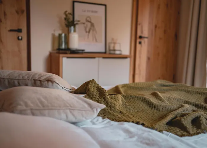 Collis Hill Chalets & Hotel